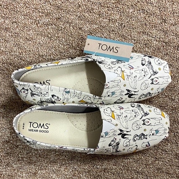 Toms Shoes - Toms White Flats with Dog Print